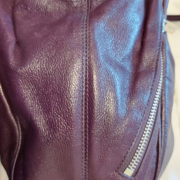 Michael Kors Jenna Large Tote - Picture 9 of 9